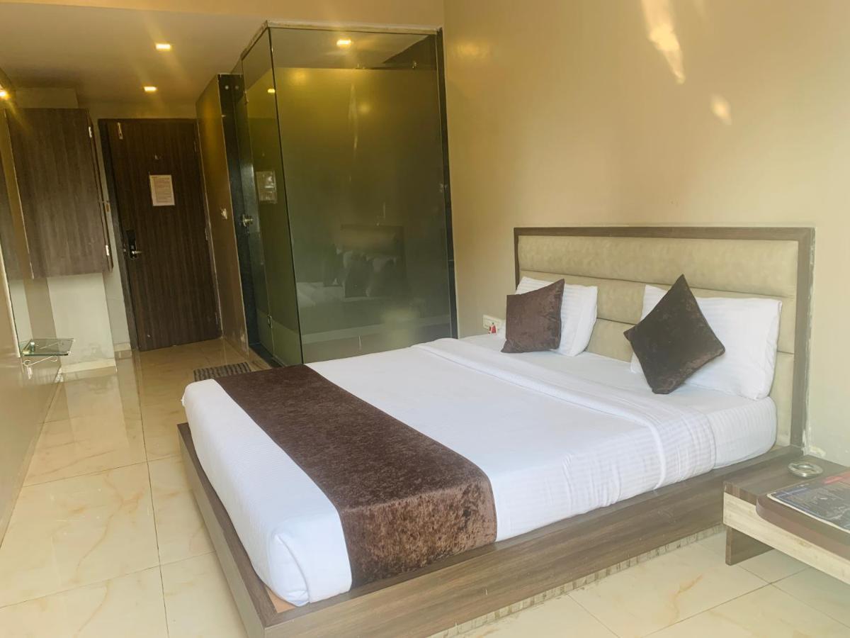 Hotel Merakee - Near Dahisar Mira Road Mumbai Dış mekan fotoğraf